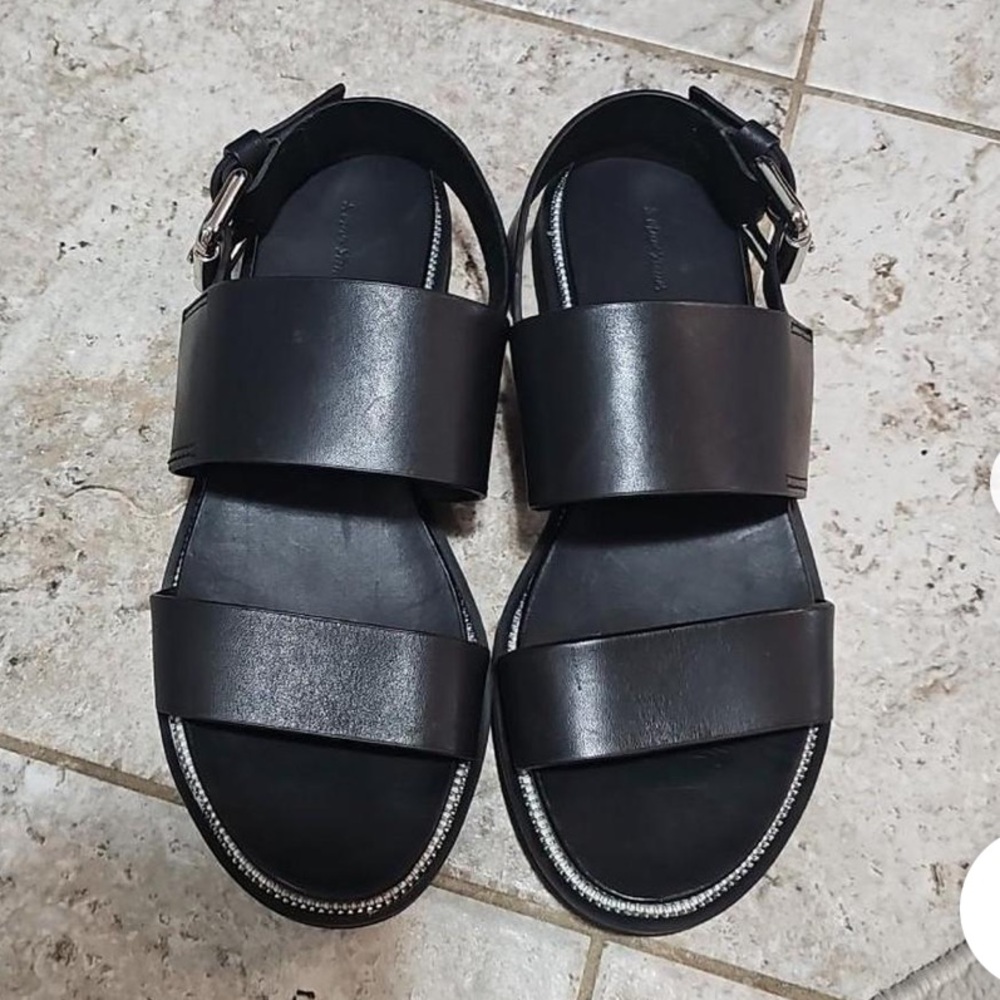 & Other Stories Women’s Black Leather Sandals